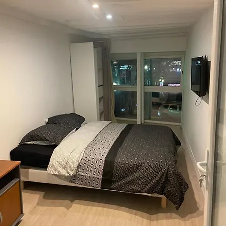 Centre 4 Pieces Equipe Neuf Paris