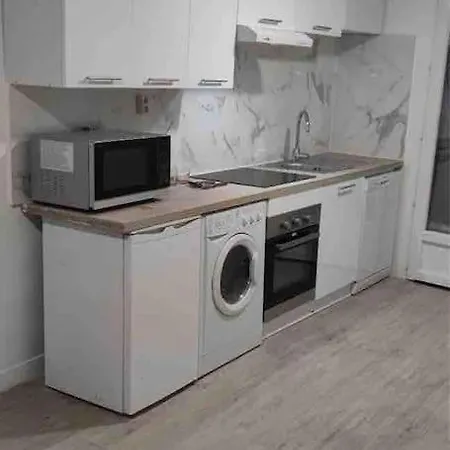 Apartment Centre 4 Pieces Equipe Neuf Paris